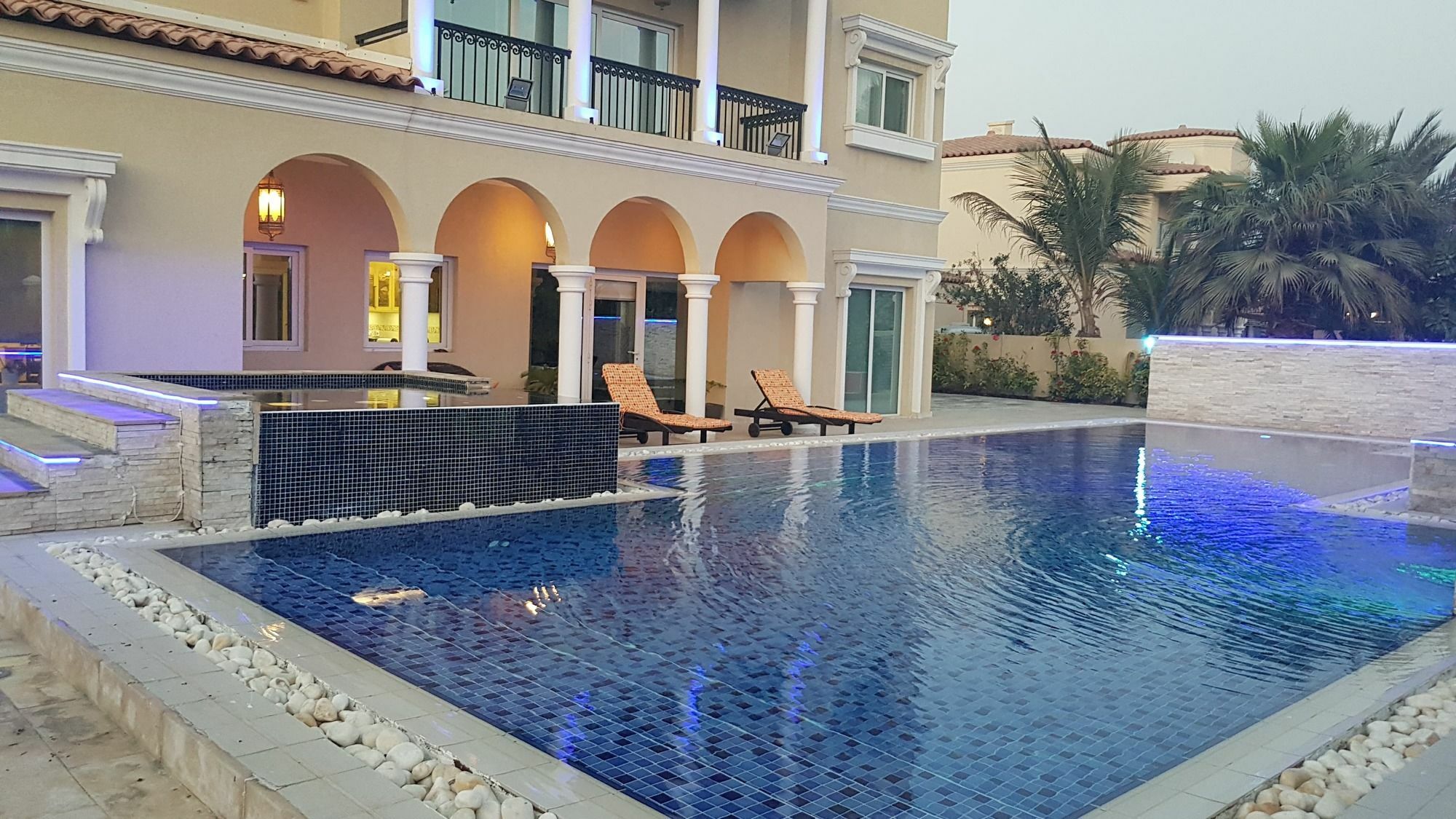 Luxury 750M2 Resort - The Blue Villa Dubai Buitenkant foto
